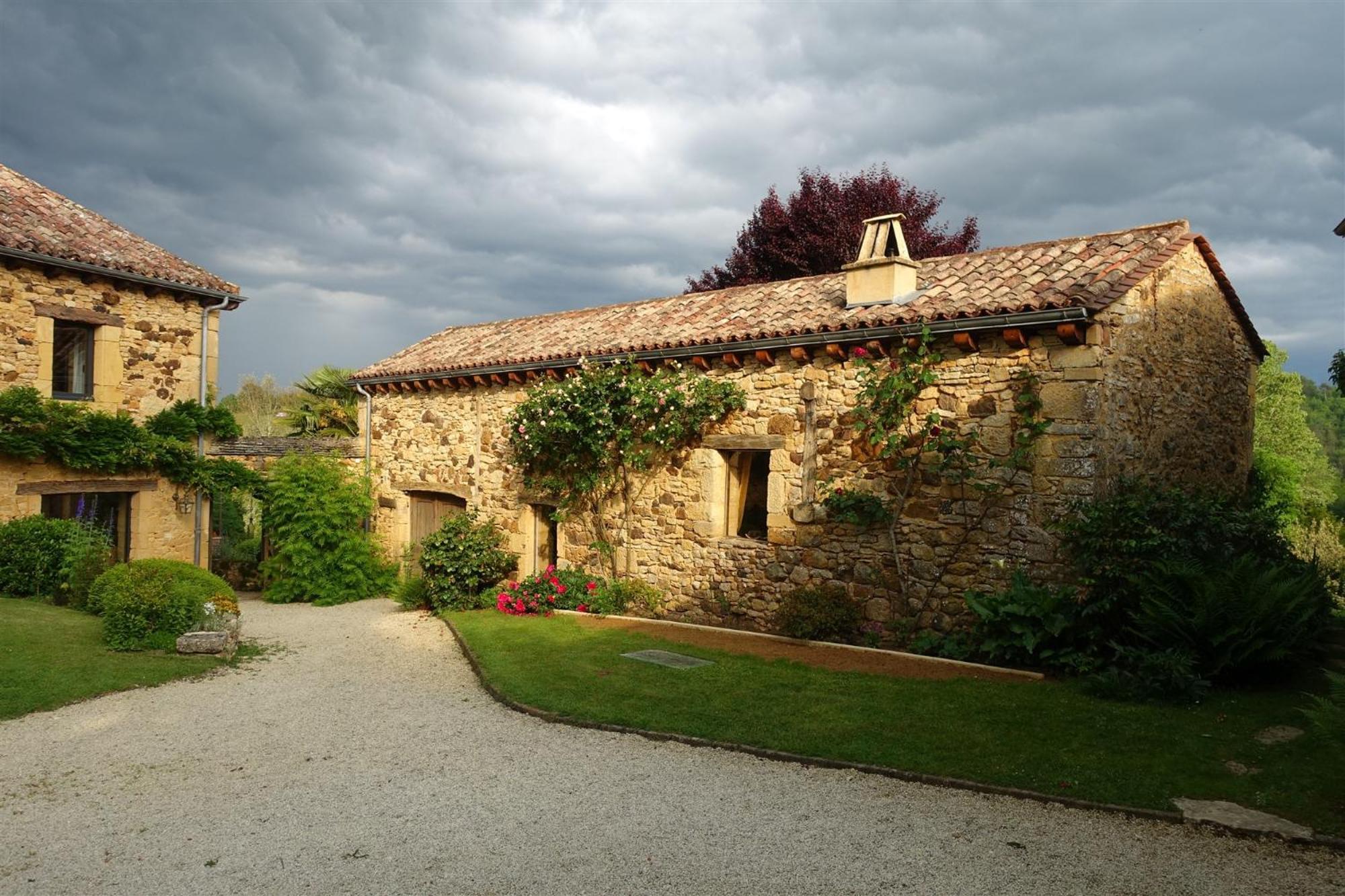 Domaine De Cournet Haut, A 17Th Century Property Set On A Calm, Idyllic Domain With Pool, Tennis, Bikes And More Les Vauries Kültér fotó